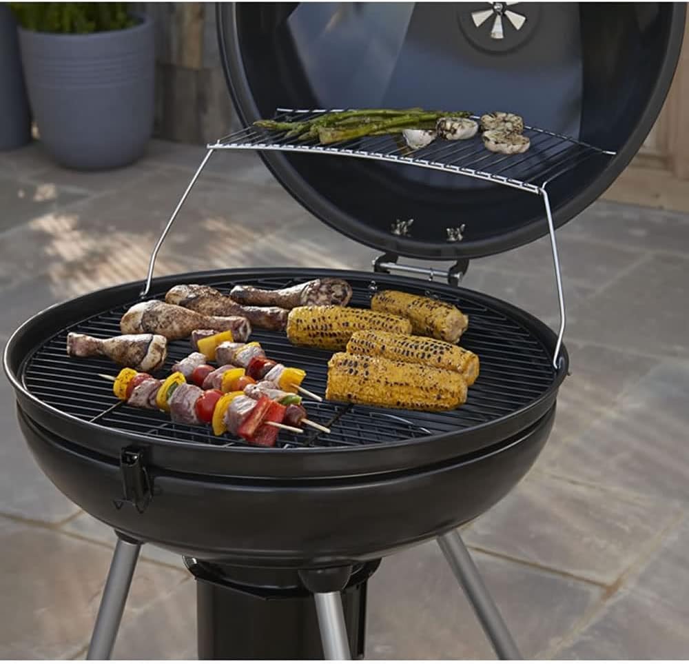 wilko Kettle Charcoal Barbeque Grill, Enamel Coated Steel Grid, with Warming Rack and Bottom Storage Mesh, Bakelite Handle and Base Wheels, 92.7 x 57.4 x 64.7cm