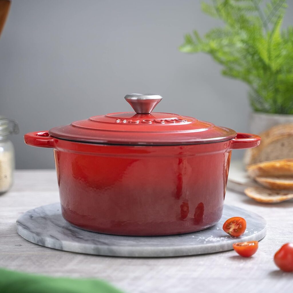 Cast Iron Pot with Lid – Non-Stick Ovenproof Enamelled Casserole Pot – Sturdy Dutch Oven Cookware – Red, 4.7L, 24cm – by Nuovva