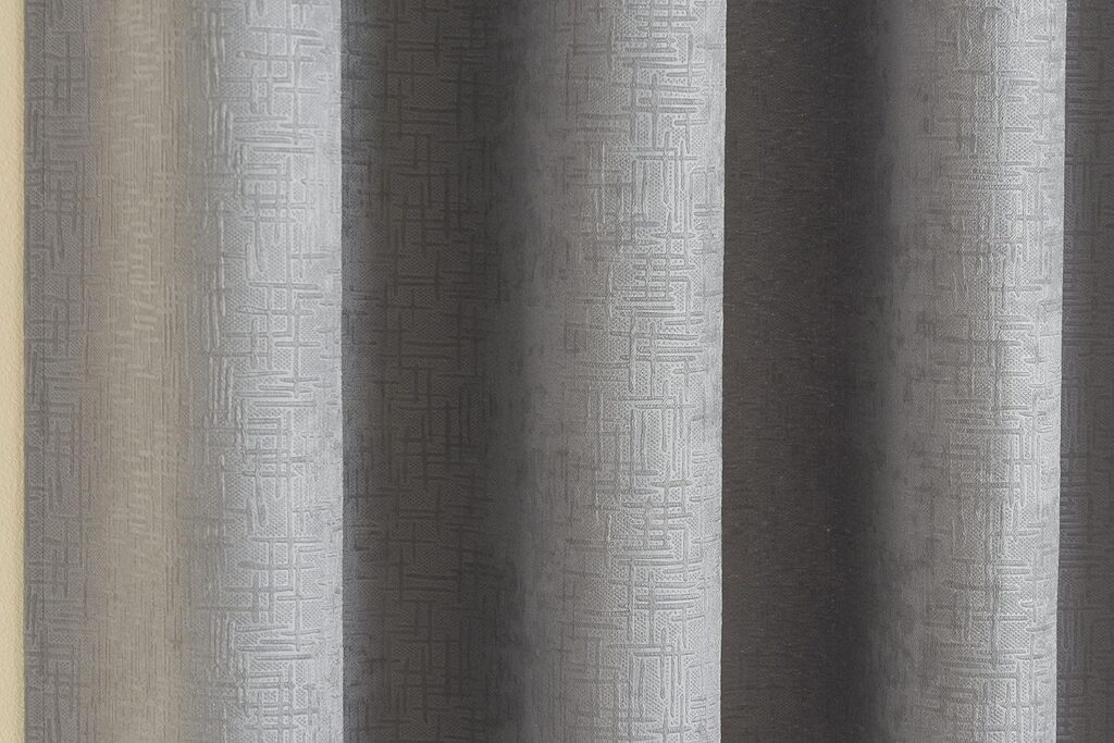 Enhanced Living - Vogue Grey/Silver, Eyelet Curtain, Dimout, Thermal, Blockout Curtain (Width - 46 (117cm) x Drop - 54 (137cm))