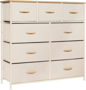 LYNCOHOME Chest of Drawers