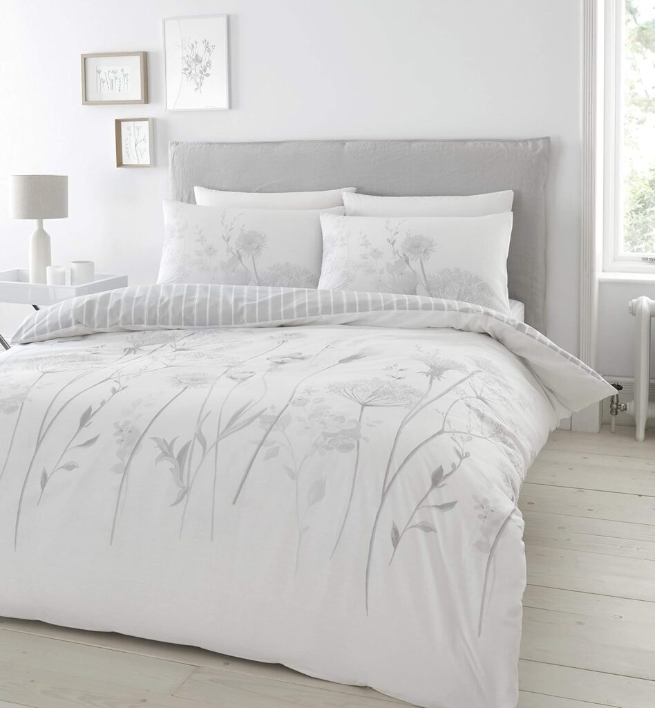 Catherine Lansfield Bedding Meadowsweet Floral Double Duvet Cover Set with Pillowcases White Grey