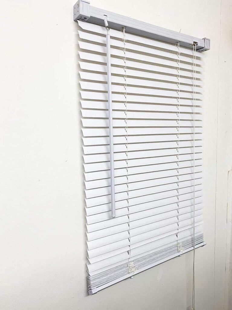 Ruby Deals PVC Venetian Blinds 25mm Thin Slats Kitchen Windows Treatment Easy Fit Curtains Trimmable Fittings Open Close Home Blind (Grey, 75cm x 150cm)